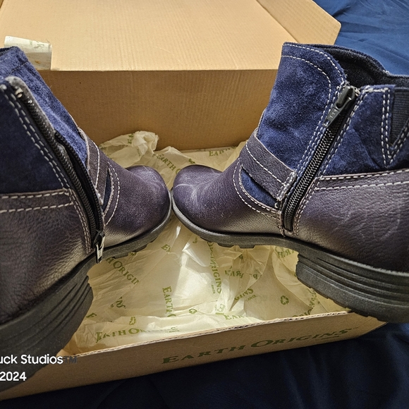 Blue Suede Leather Shorty Ankle Boots Admiral Blue Americana 9 Wide Paris - Picture 12 of 16